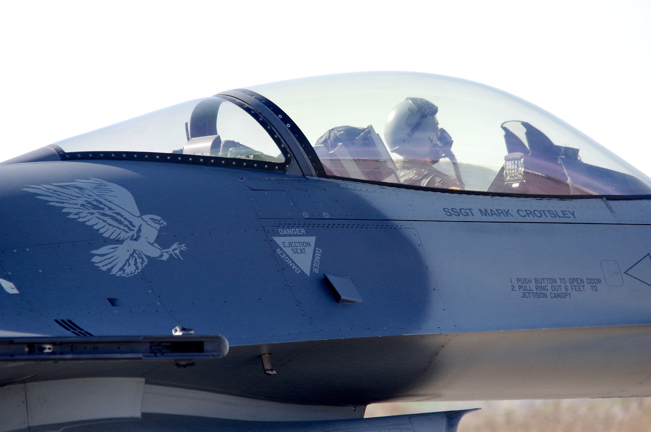 *アメリカ空軍様だぜええぇ
